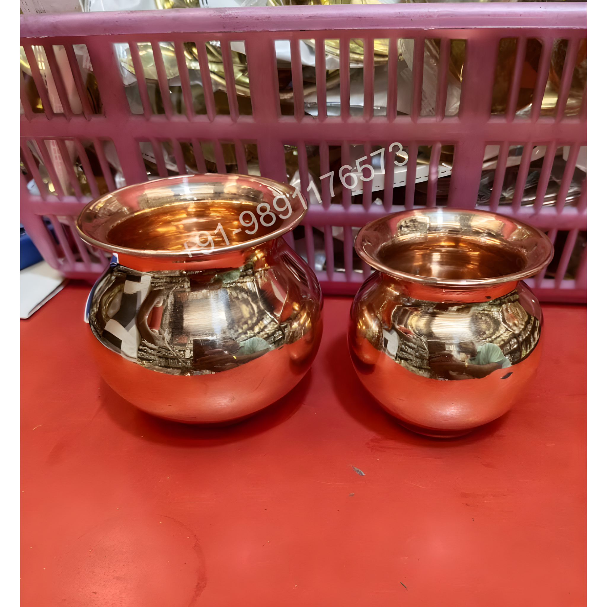 BRASS LOTA 
